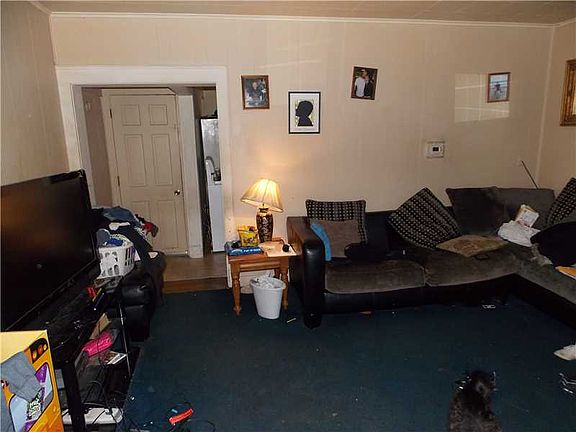 4th image of 536 Glen Ave