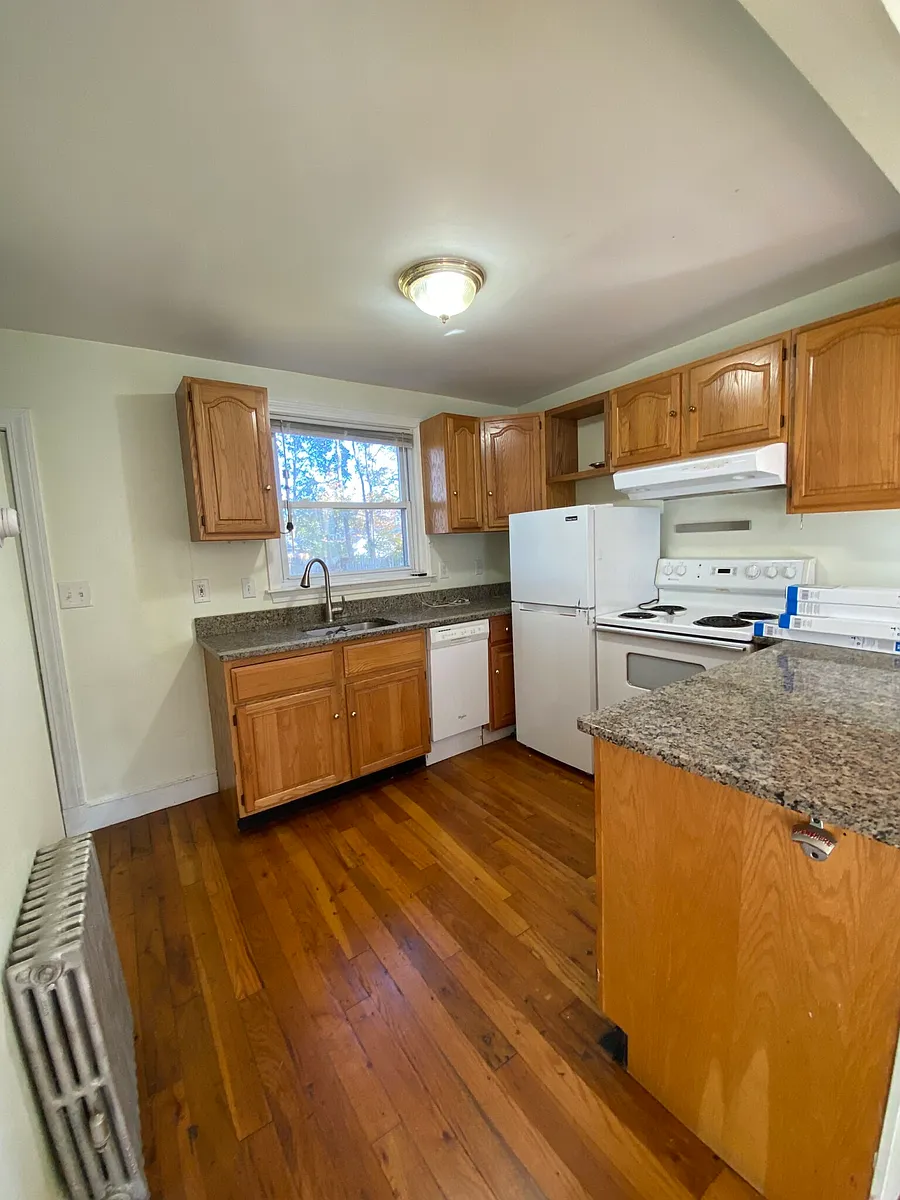 Building Photo - 314 Webster St #A