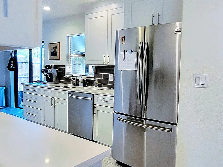Evans Dr — Photo 9