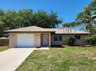 1076 Queen Rd, Venice, FL 34293