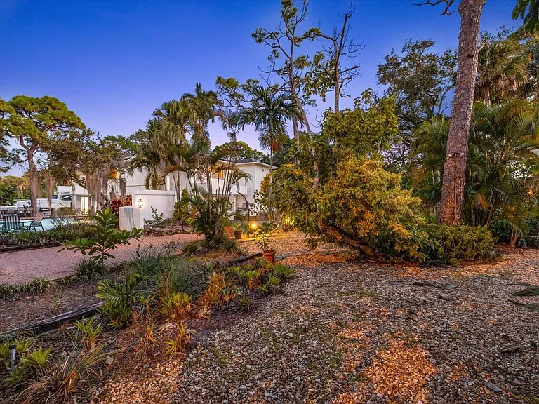 1240 SW 14th Ave — Photo 55