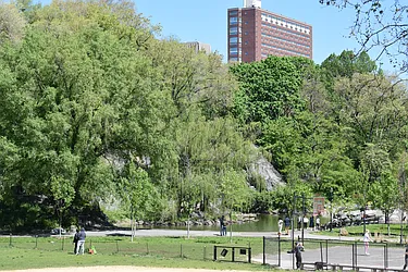 Rented by Willie Kathryn Suggs, LREB