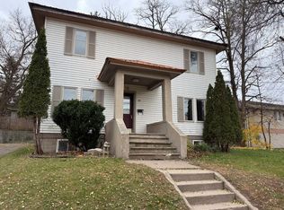 56 E 12th St, Clintonville, WI 54929