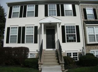 138 Green Ml, Blacklick, OH 43004