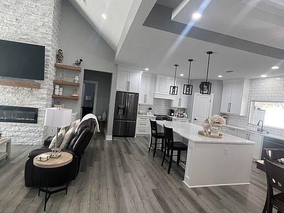 5th image of 3011 Beauchamp Rd