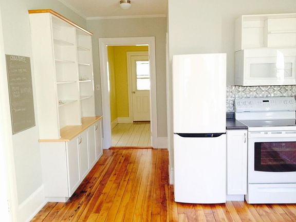 Kitchen to back entrance