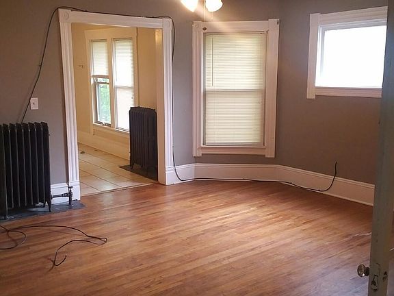 3rd image of 1645 Brainard Ave #2