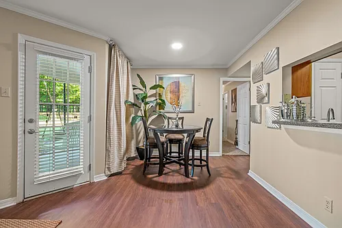 Willows Apartments Photo 1