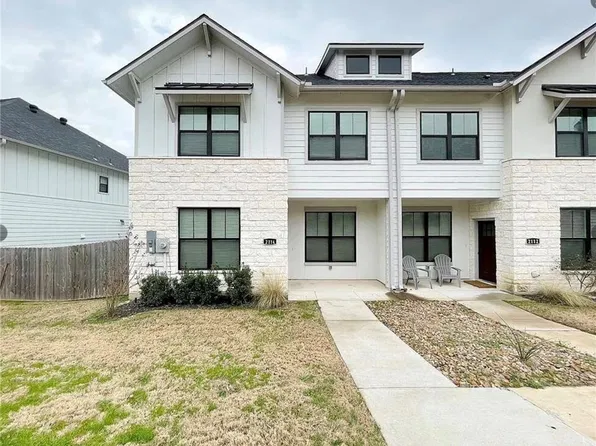 2114 Crescent Pointe Pkwy, College Station, TX 77845