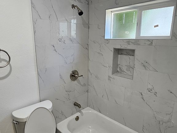 5th image of 1402 W Workman Ave #3