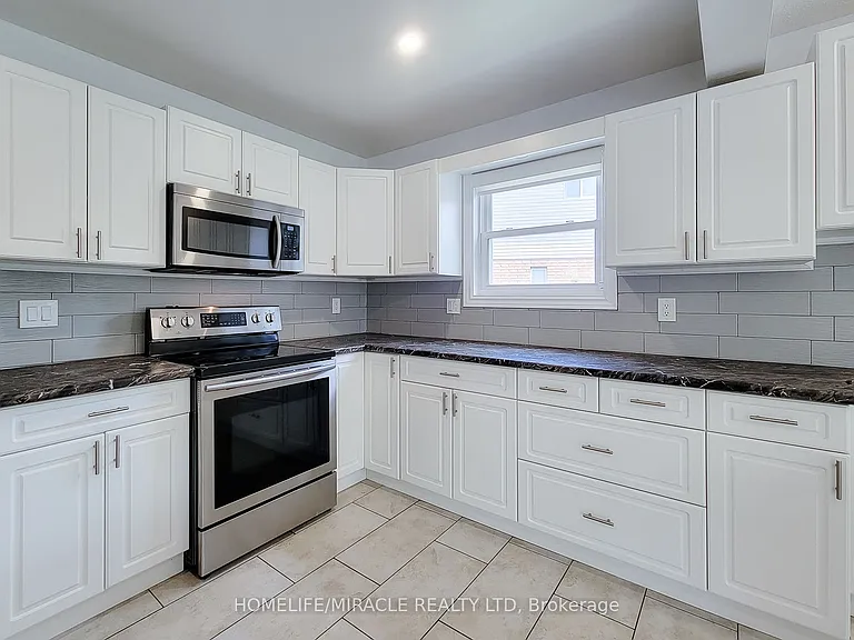 4559 Street Volodymyr Cres — Photo 19