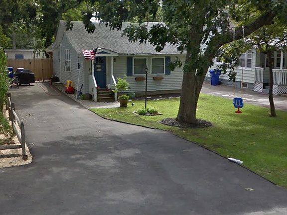 3rd image of 528 Morris Blvd