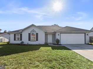 135 Lake Victoria Dr, Kingsland, GA 31548