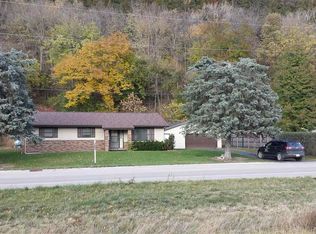 11134 Highway 133, Cassville, WI 53806