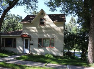 359 6th St SE, Valley City, ND 58072