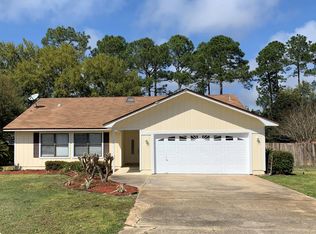 6896 Flintwood St, Navarre, FL 32566