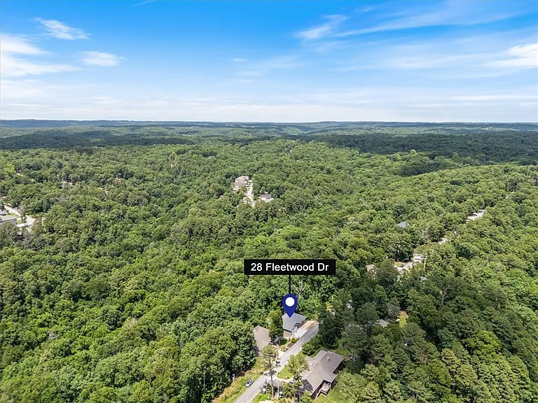 28 Fleetwood Dr — Photo 19