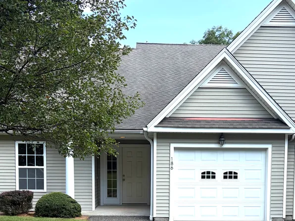 (undisclosed Address), Sandy Hook, CT 06482
