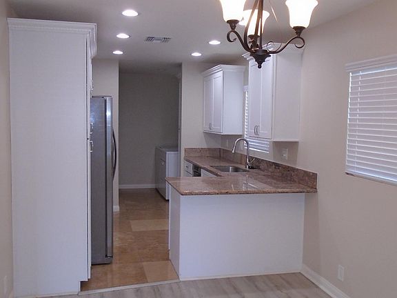 3rd image of 330 N San Gabriel Ave
