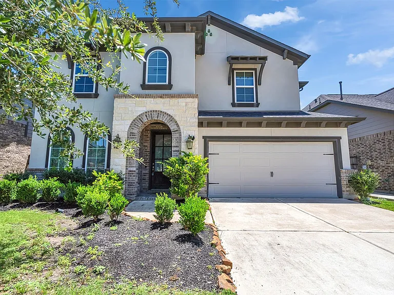 3447 Cabernet Shores Dr — Photo 2