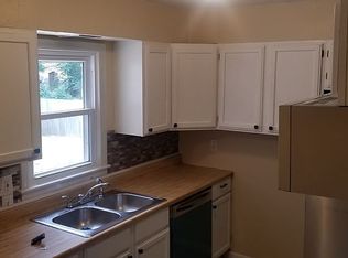 4317 W 77th St, Prairie Village, KS 66208