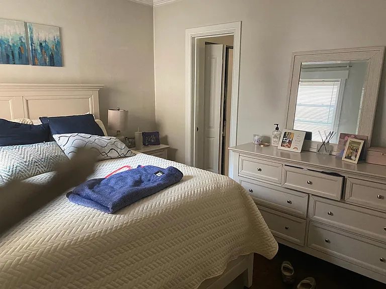 2129 1/2 N Dayton St #1B — Photo 4