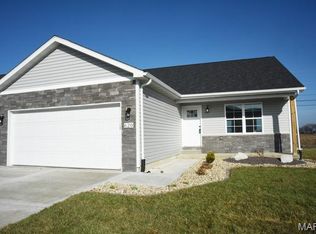 620 Eisenhower Blvd, Troy, IL 62294