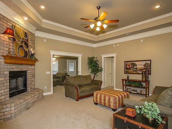 5th image of 8118 Taos Dr