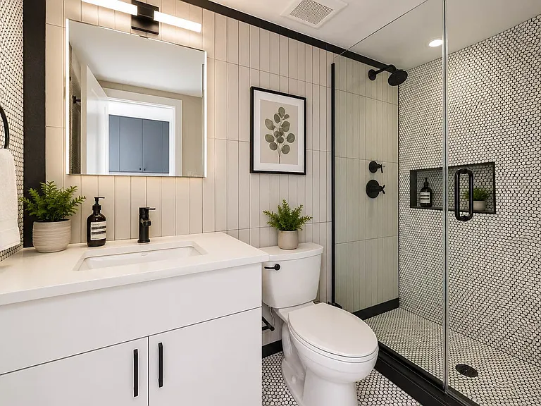 163 Roebling St #3 — Photo 7
