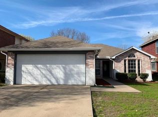 927 Ashmount Ln, Arlington, TX 76017