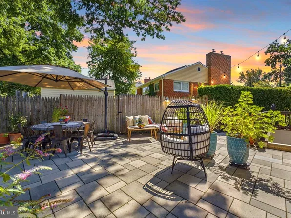 10401 Haywood Dr, Silver Spring, MD 20902