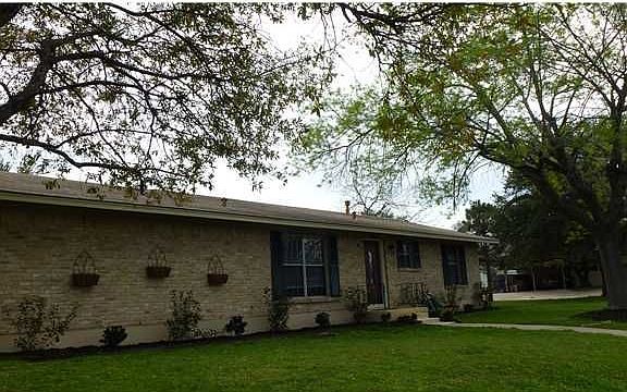 Holiday Hills Home great for R/V parking