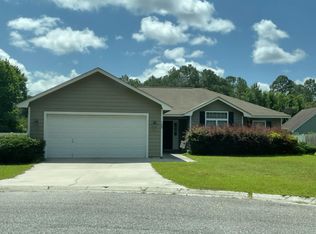 102 Ronalds Ct, Saint Marys, GA 31558