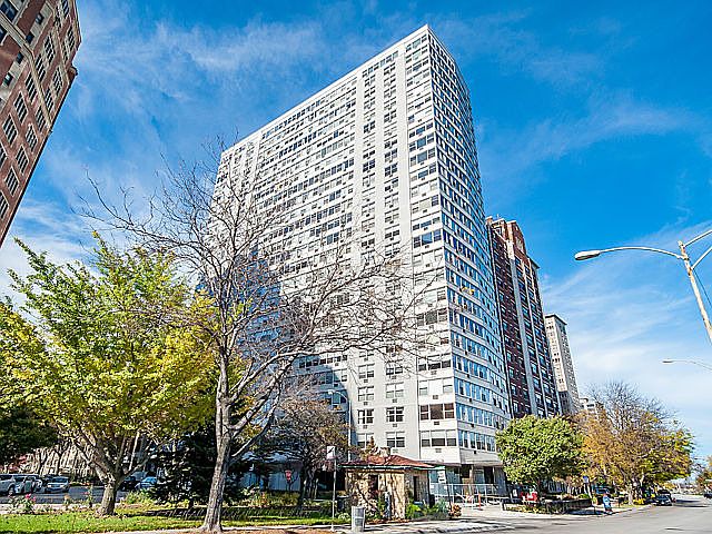1st image of 3900 N Lake Shore Dr APT 22J
