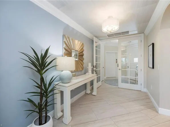 16351 Viansa WAY #202, NAPLES, FL 34110