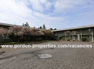 16360 SE Stark St APT 16, Portland, OR 97233