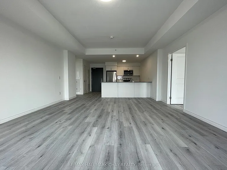 30 Hanmer St W #203 — Photo 17