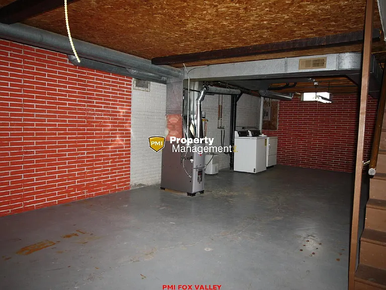 1349 Primrose Ln — Photo 14