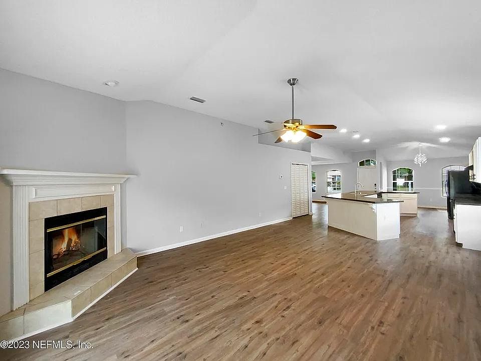 1st image of 7751 Ortega Bluff Pkwy