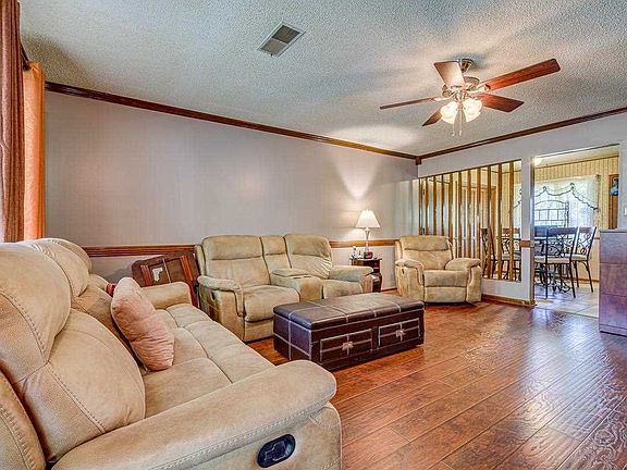 4th image of 3413 Cloudland Dr