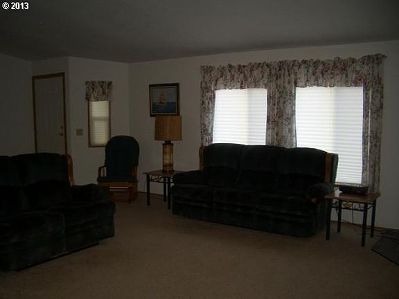 4th image of 235 Lorraine St
