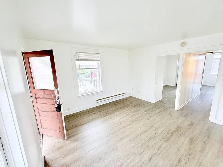 Norton Apartments @ Downtown Everett — Photo 8