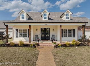 7440 Crosswinds Blvd, Hernando, MS 38632