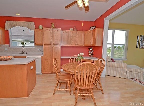 4th image of 12776 Kishwaukee Ln