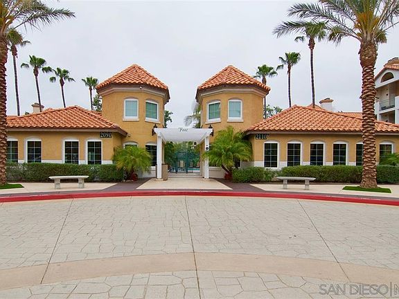 2nd image of 2250 Camino De La Reina Unit 6105