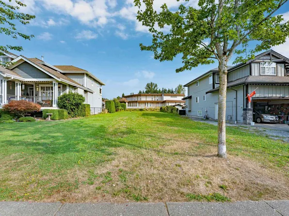23217 117th Ave, Maple Ridge, BC V2X 7Z2