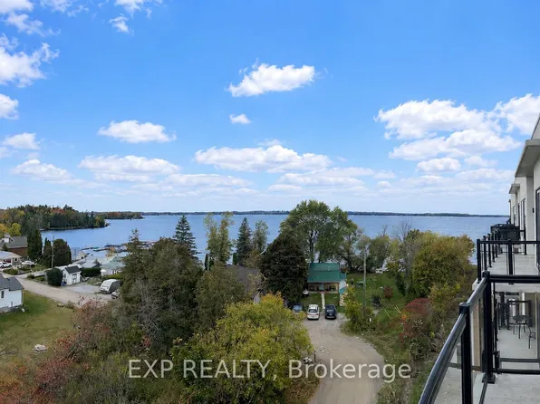 19 West St N #Penthouse 2, Kawartha Lakes, ON K0M 1N0