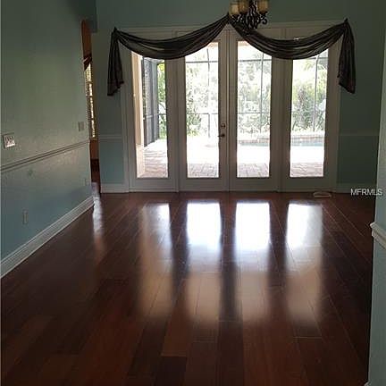 4th image of 708 Charter Wood Pl