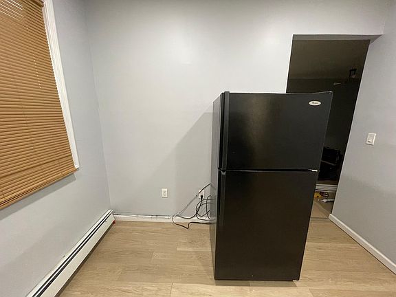 5th image of 208 Munn Ave #1L
