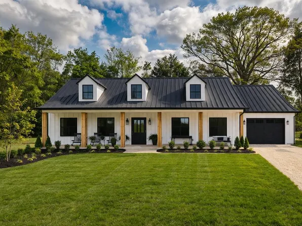 339 Mossy Oak Rd, Courtland, MS 38620